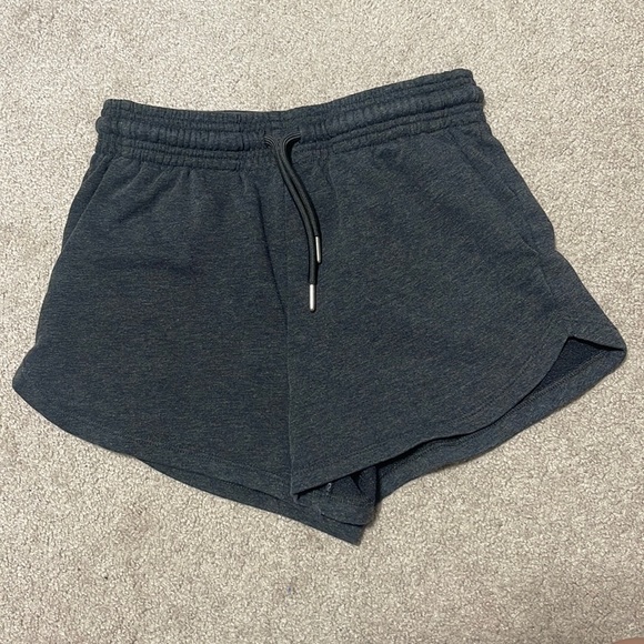 H&M Pants - h&m sweat shorts